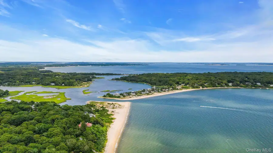 1541 Stillwater Avenue, Cutchogue, NY 11935 - #3