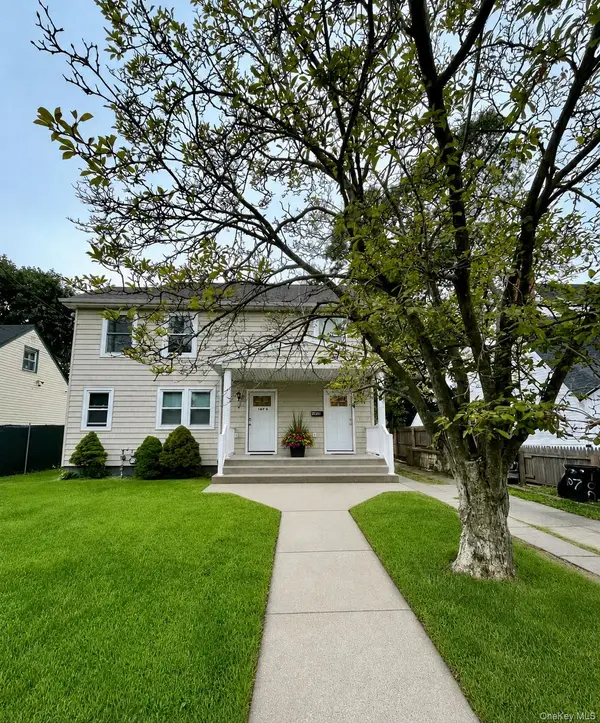 107 W Centennial Avenue, Roosevelt, NY 11575