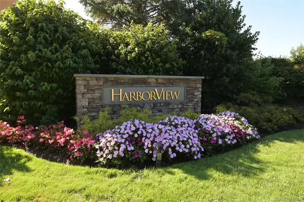 100 Harbor View Drive #401, Port Washington, NY 11050