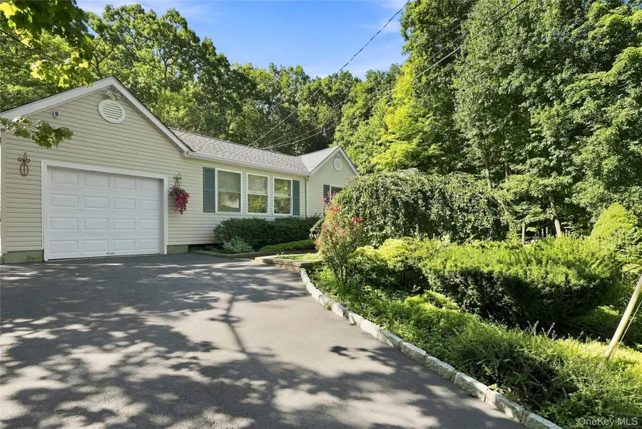 5 Mountain Drive, Mahopac, NY 10541 - #3
