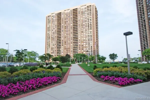 26910 Grand Central Parkway #30D, Floral Park, NY 11005