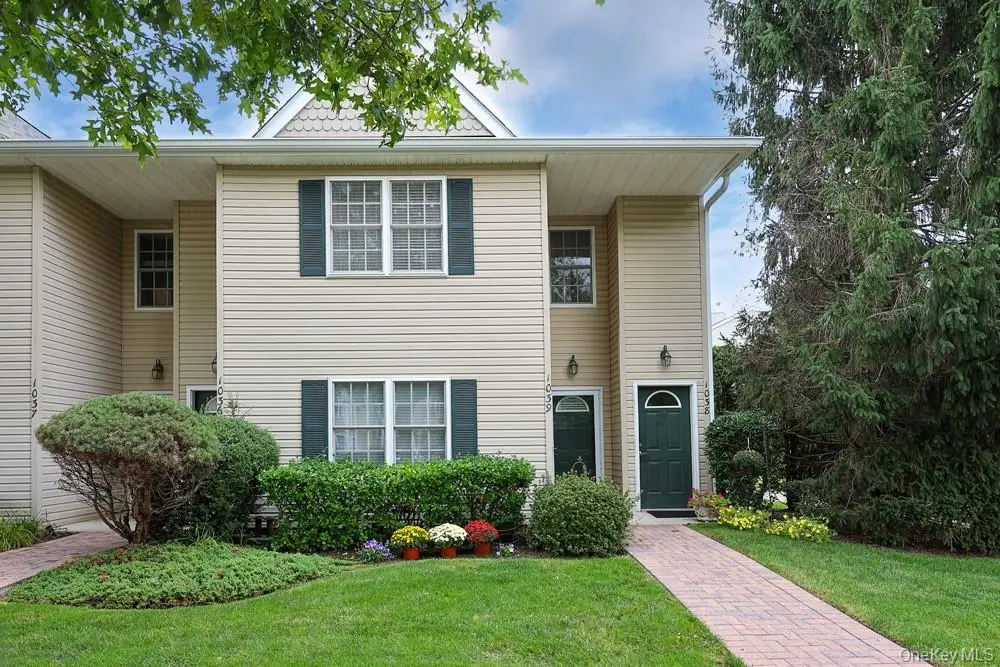 1039 Savoy Drive, Melville, NY 11747 - #1