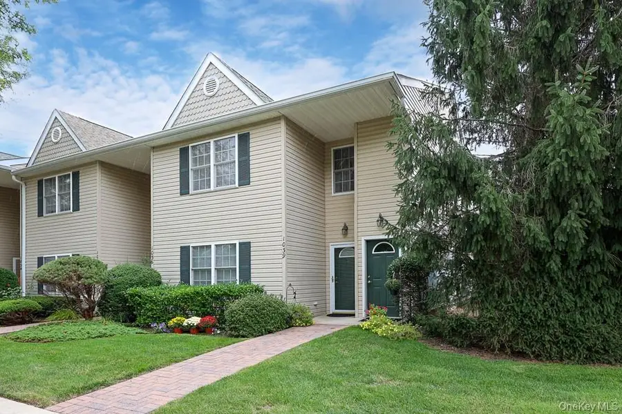 1039 Savoy Drive, Melville, NY 11747 - #2