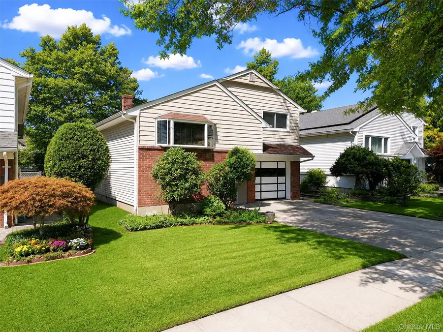 64-38 Marathon Parkway, Little Neck, NY 11362 - #2