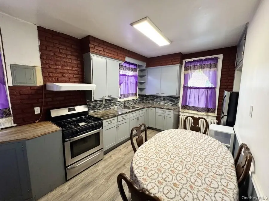 7 President Street, Far Rockaway, NY 11691 - #3