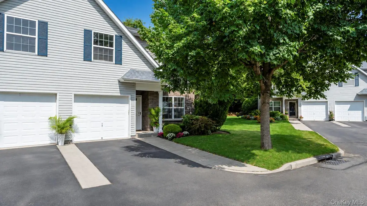 327 Medea Way, Central Islip, NY 11722 - #1