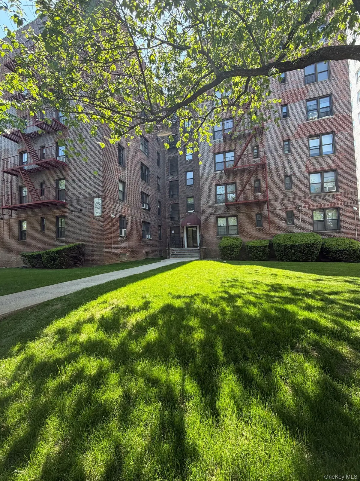 1180 Ocean Parkway #2E, Brooklyn, NY 11230 - #1