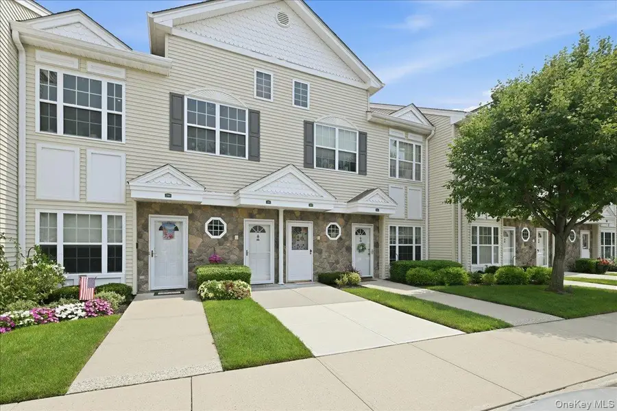 281 Spring Drive, East Meadow, NY 11554 - #2
