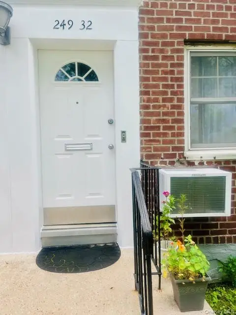 249-32 63rd Avenue #41227, Little Neck, NY 11362