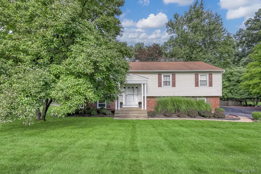 17 Cragmere Road, Suffern, NY 10901 - #2