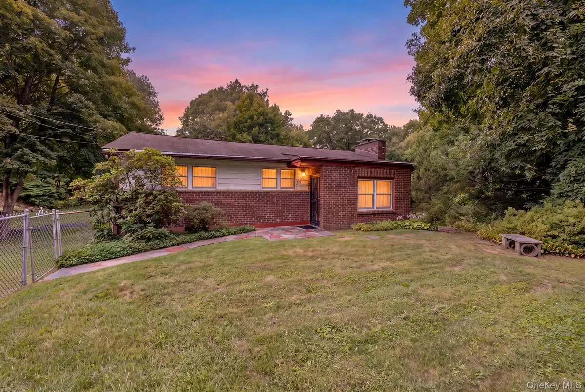 207 Horton Lane, Port Ewen, NY 12429 - #1