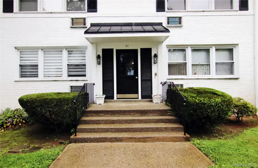71 Avon Circle #D, Rye Brook, NY 10573 - #3