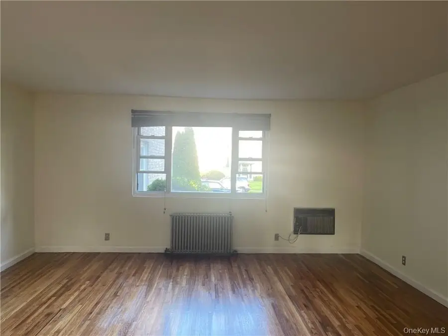 1010 Rottkampt Street #2, Valley Stream, NY 11580 - #3