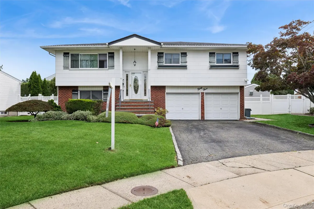 33 Sherwood Drive, Bethpage, NY 11714 - #1