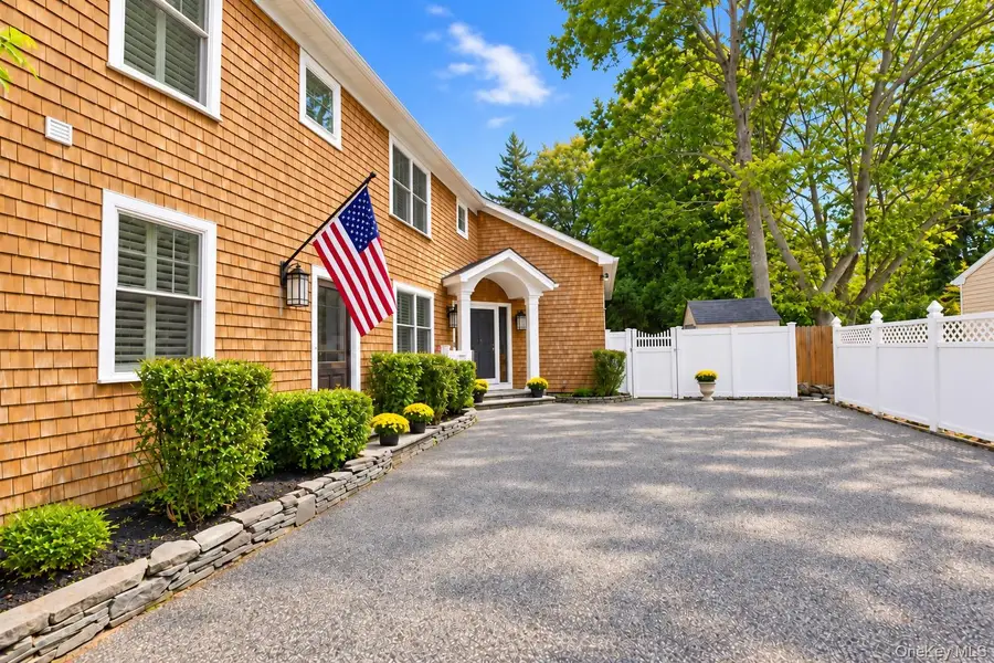 100 Edgewood Avenue, Smithtown, NY 11787 - #2