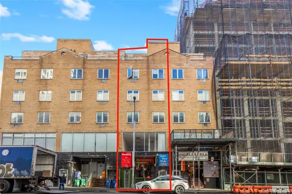 131-44 40 Road, Flushing, NY 11354
