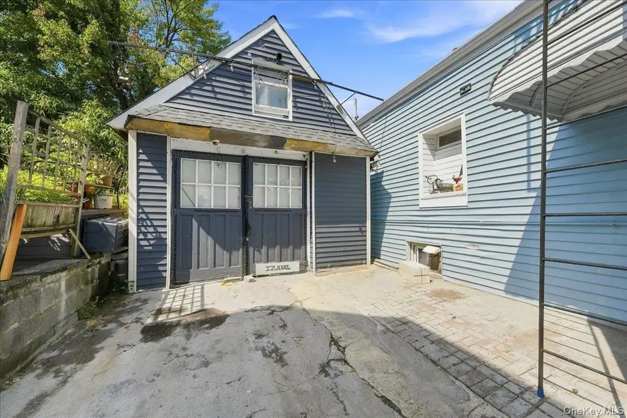 228 N 5th Avenue, Mount Vernon, NY 10550 - #3