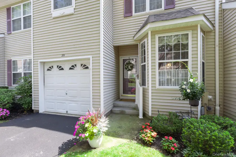 29 Avery Court, Nesconset, NY 11767 - #3