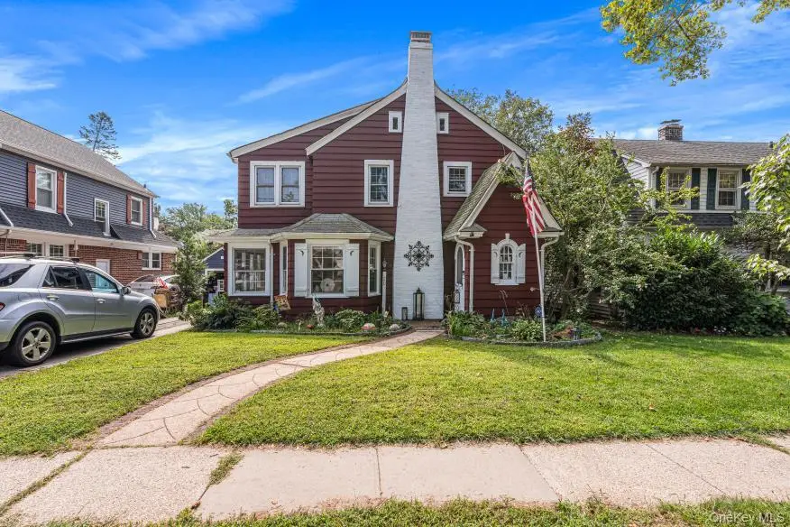 20 Huron Road, Bellerose, NY 11001 - #2