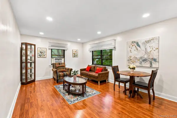 73-02 Springfield Boulevard #2FL, Oakland Gardens, NY 11364