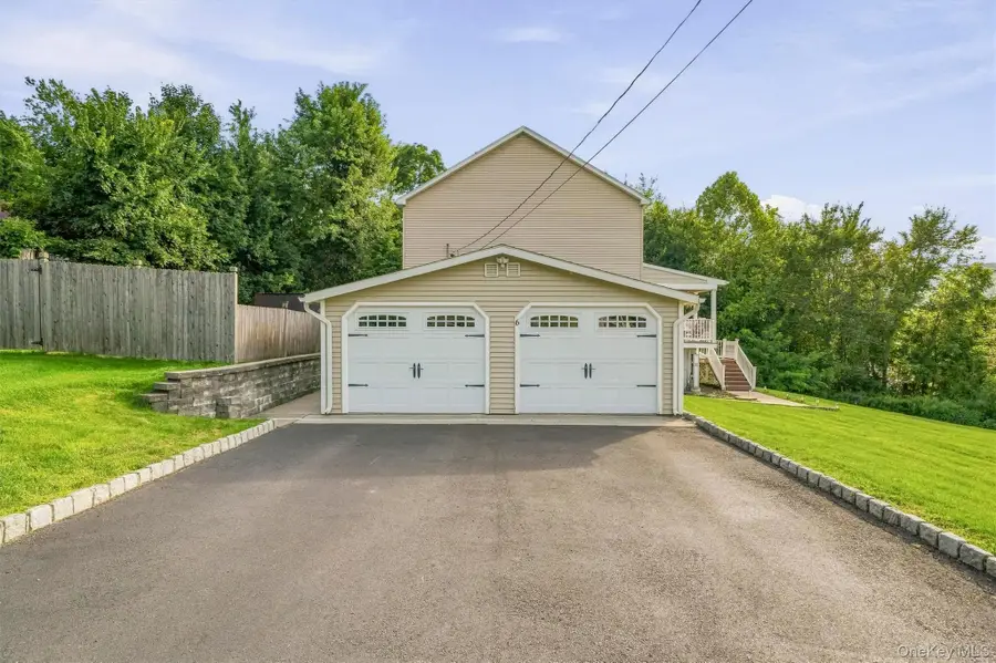 6 E Shore Road, Greenwood Lake, NY 10925 - #2
