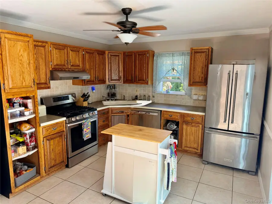 67 Rosewood Road, Kings Park, NY 11754 - #3