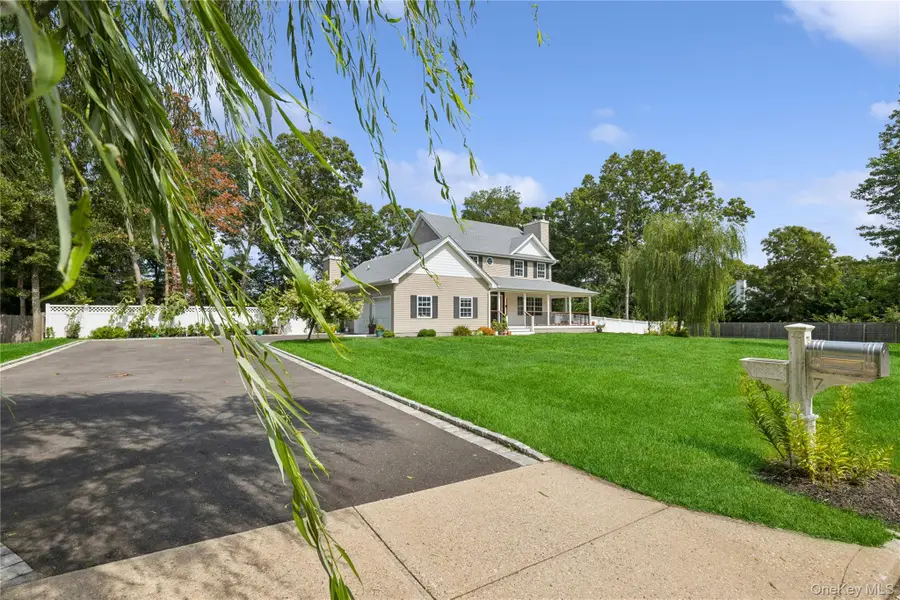 7 Sander Court, Middle Island, NY 11953 - #2