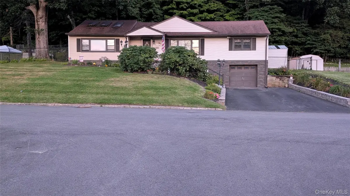 23 Windwood Drive, Newburgh, NY 12550 - #1