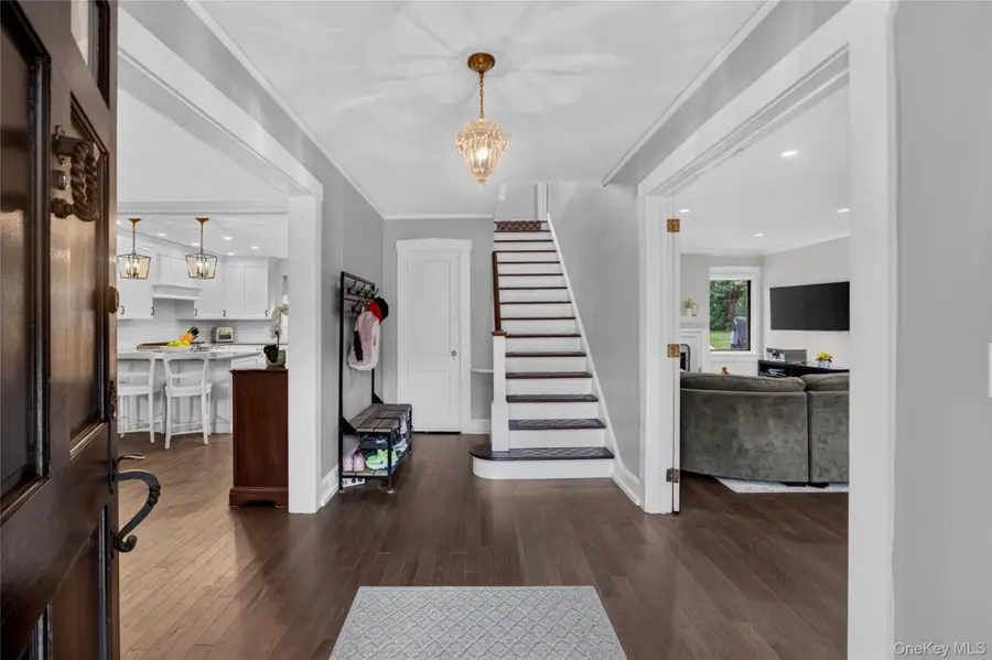 26 Brookside Circle, Bronxville, NY 10708 - #2