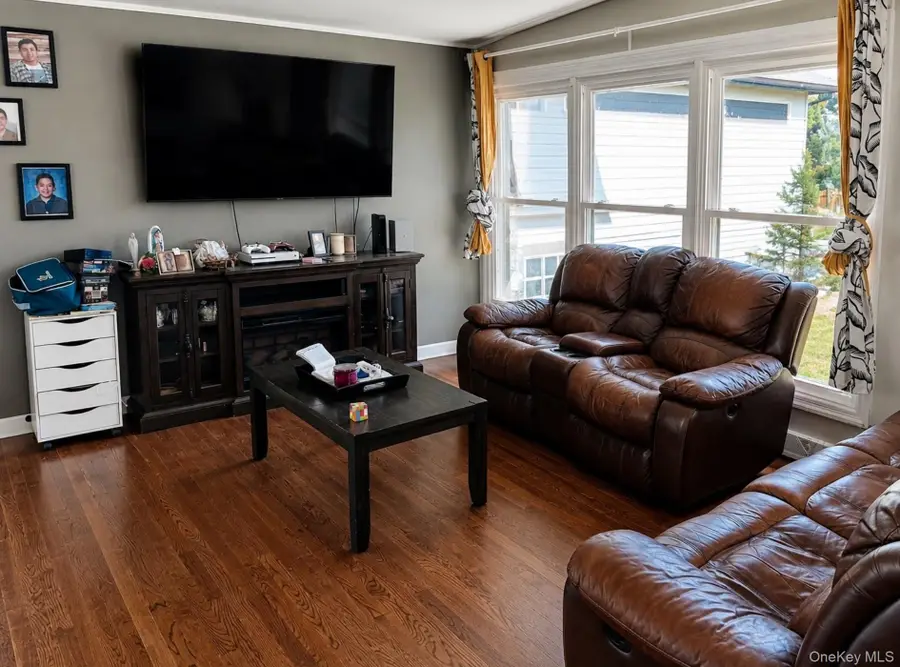 16 Exeter Road, Poughkeepsie, NY 12603 - #3