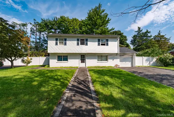 19 South Lane, Huntington, NY 11743