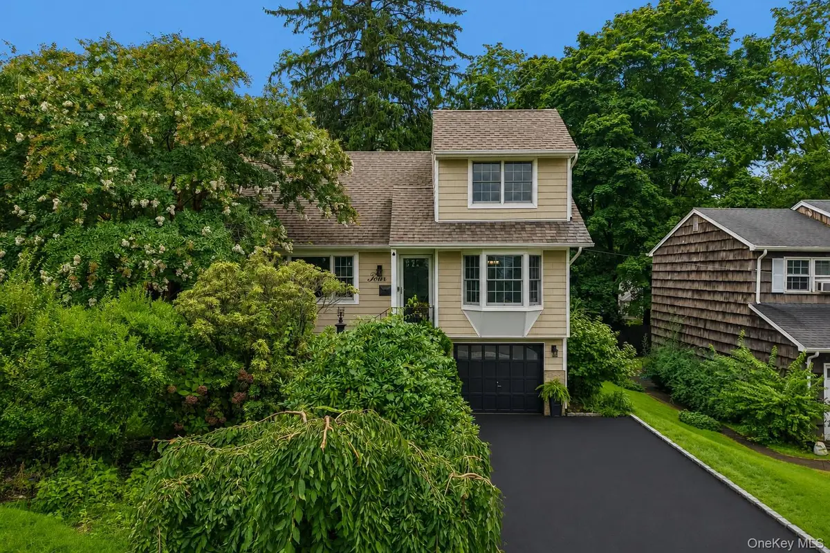4 Beach Avenue, Northport, NY 11768 - #1