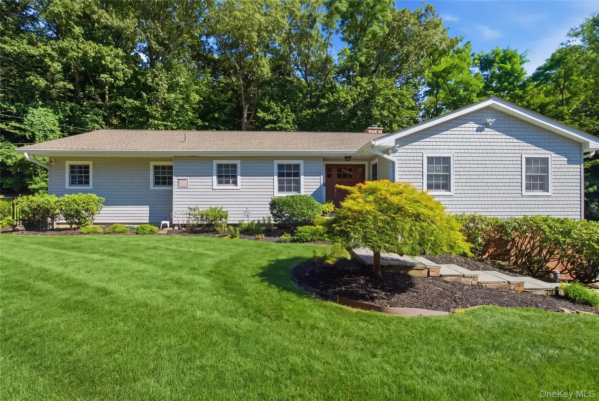 30 Cove Road, Huntington, NY 11743 - #1