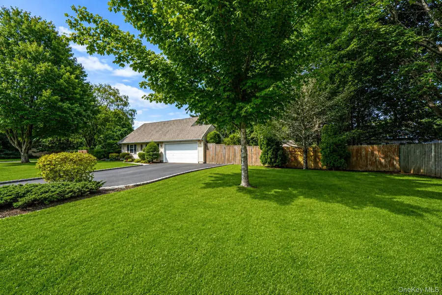 4 Highview Lane, Ridge, NY 11961 - #3