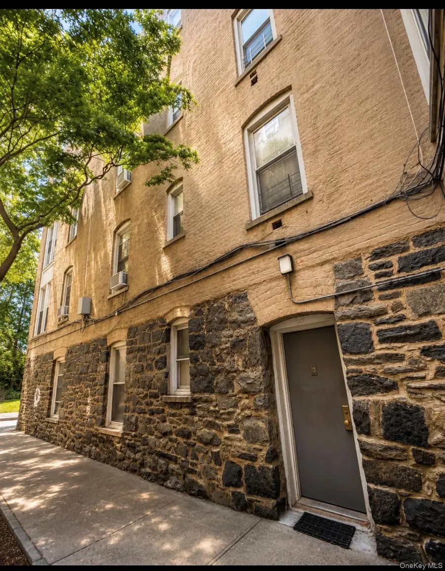 16 Bayley Avenue #16 (Ground Floor), Yonkers, NY 10705 - #2