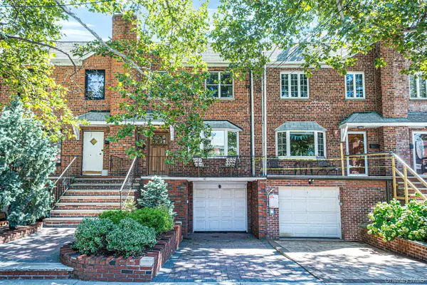 63-27 72nd Street, Middle Village, NY 11379