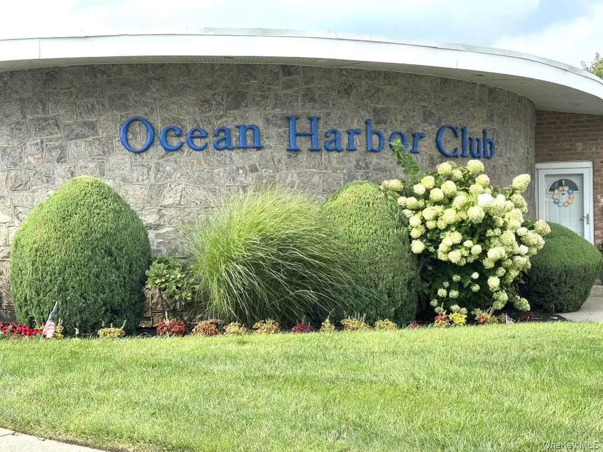 4 Rose Street #E1 Building 4, Oceanside, NY 11572 - #1
