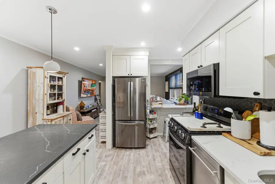 2 Bryant Crescent #1N, White Plains, NY 10605 - #3