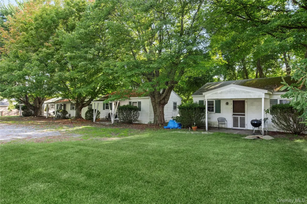 8 Boathouse Road, Hampton Bays, NY 11946 - #1