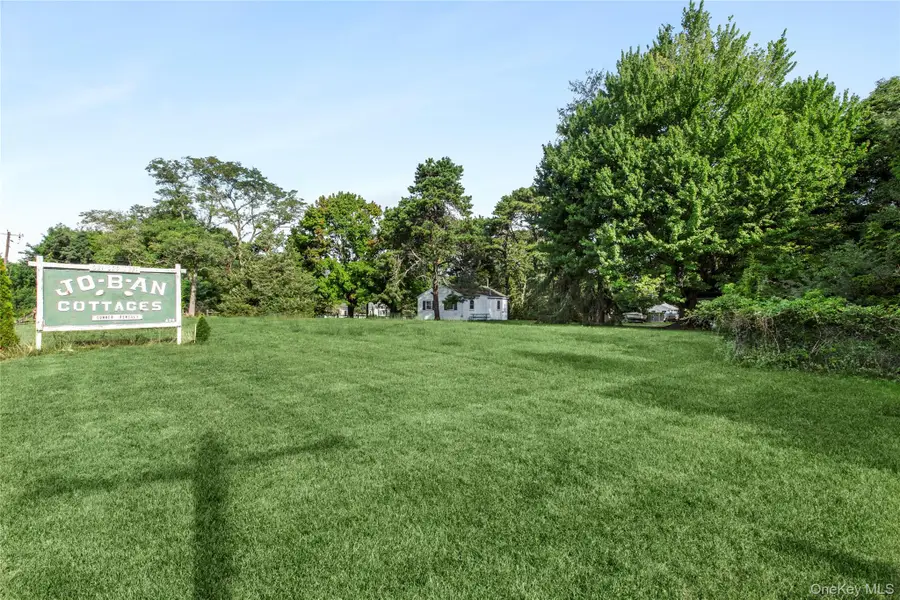 8 Boathouse Road, Hampton Bays, NY 11946 - #2