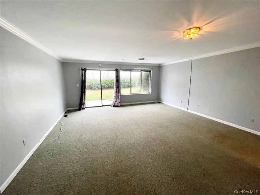 33 Roanoke Avenue, Rye Brook, NY 10573 - #2
