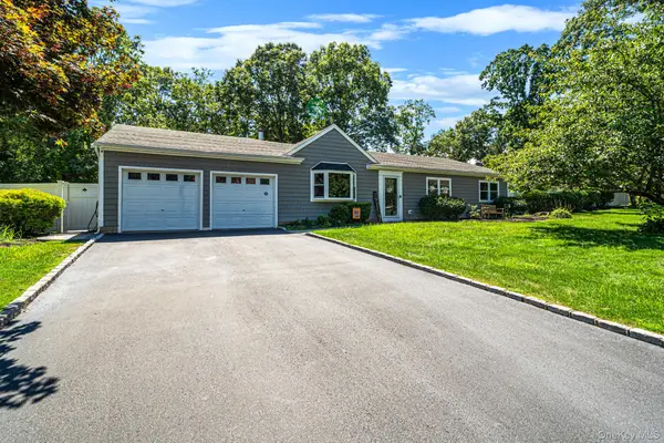 12 Sandpiper Lane, Centereach, NY 11720
