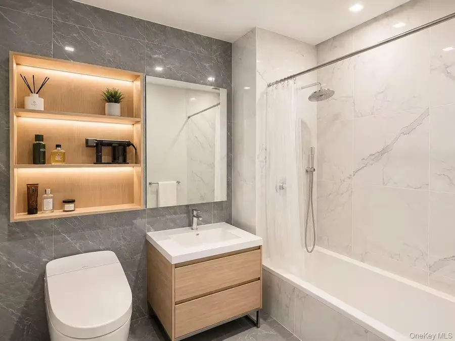 45-30 Pearson Street #15B, Long Island City, NY 11101 - #3