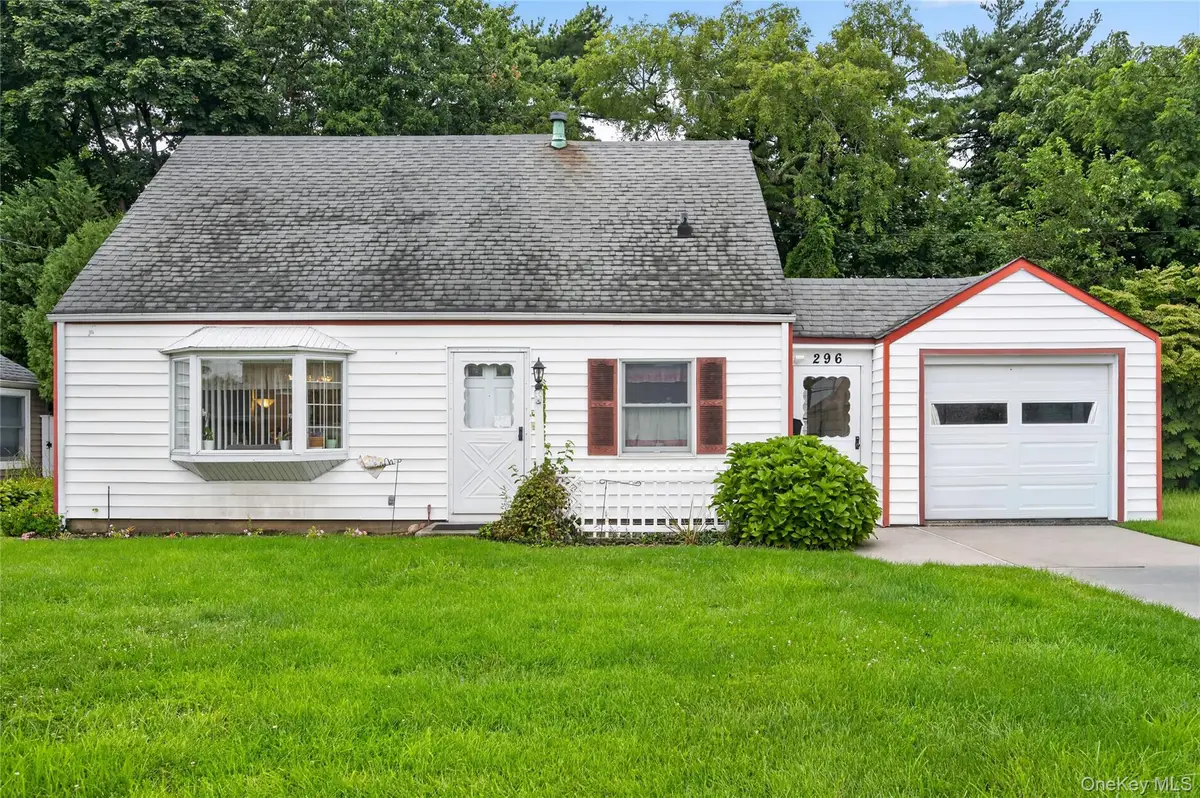 296 Jamaica Boulevard, Carle Place, NY 11514 - #1