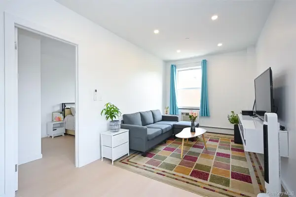 71-77 159th Street #4D, Fresh Meadows, NY 11365