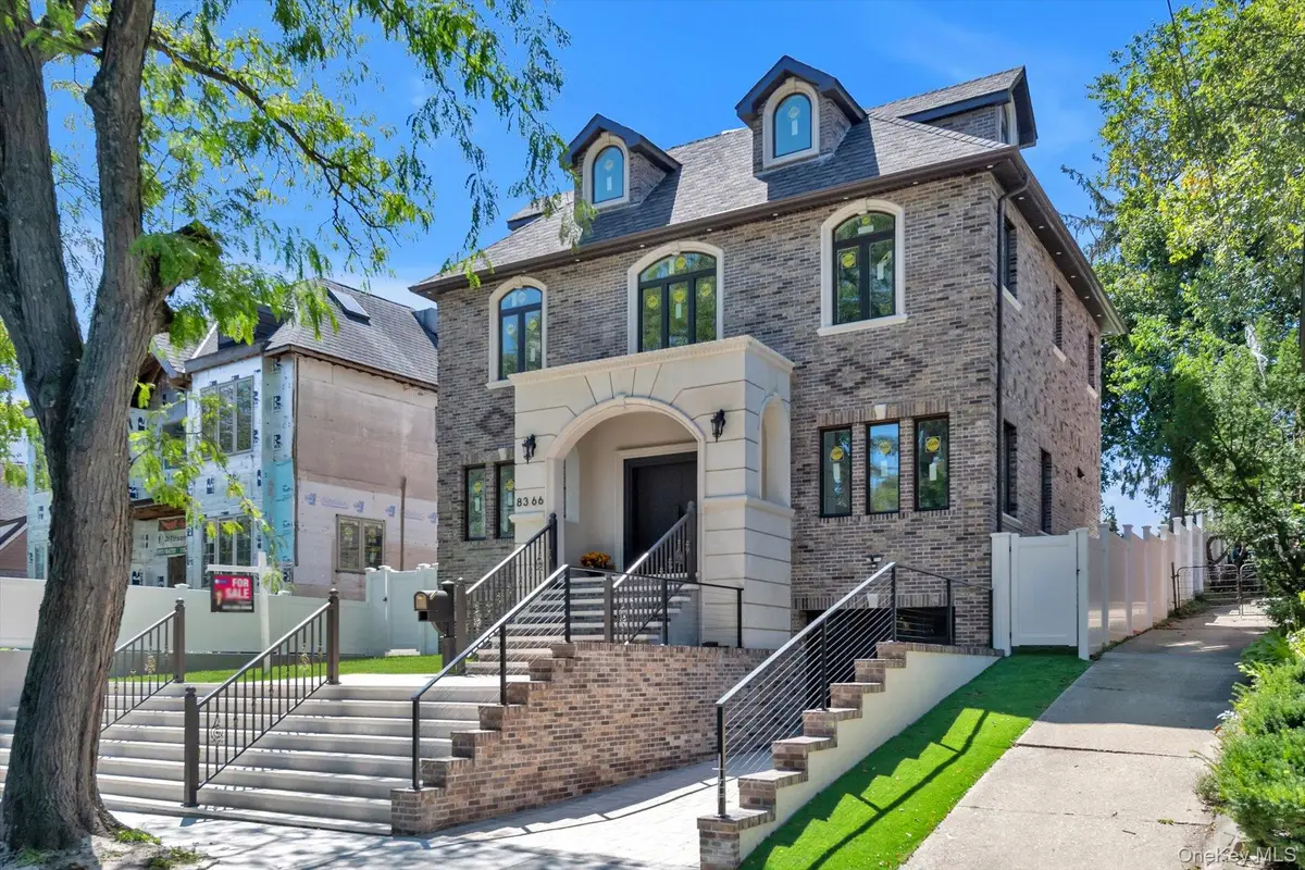 8366 Charlecote Ridge, Jamaica, NY 11432 - #1