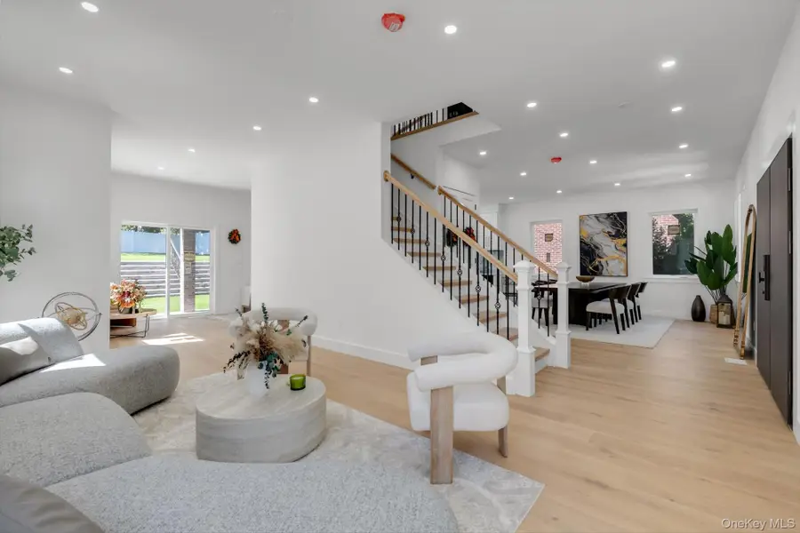 8366 Charlecote Ridge, Jamaica, NY 11432 - #3