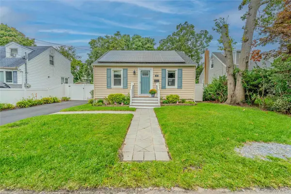 41 W 6th Street, Patchogue, NY 11772