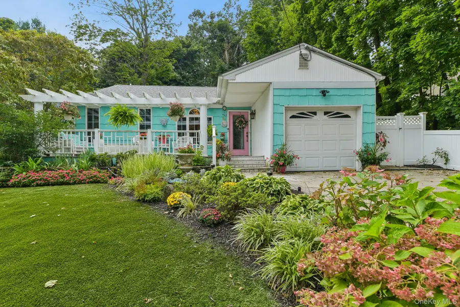 28 Forest Drive, East Northport, NY 11731 - #2