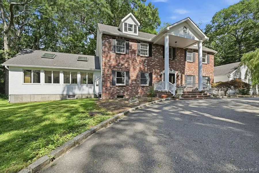 48 Private Road, Calverton, NY 11933 - #3